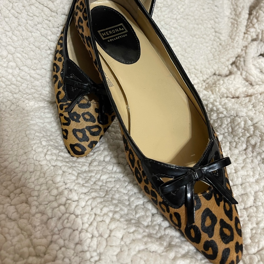 Leopard died cowhide flats
